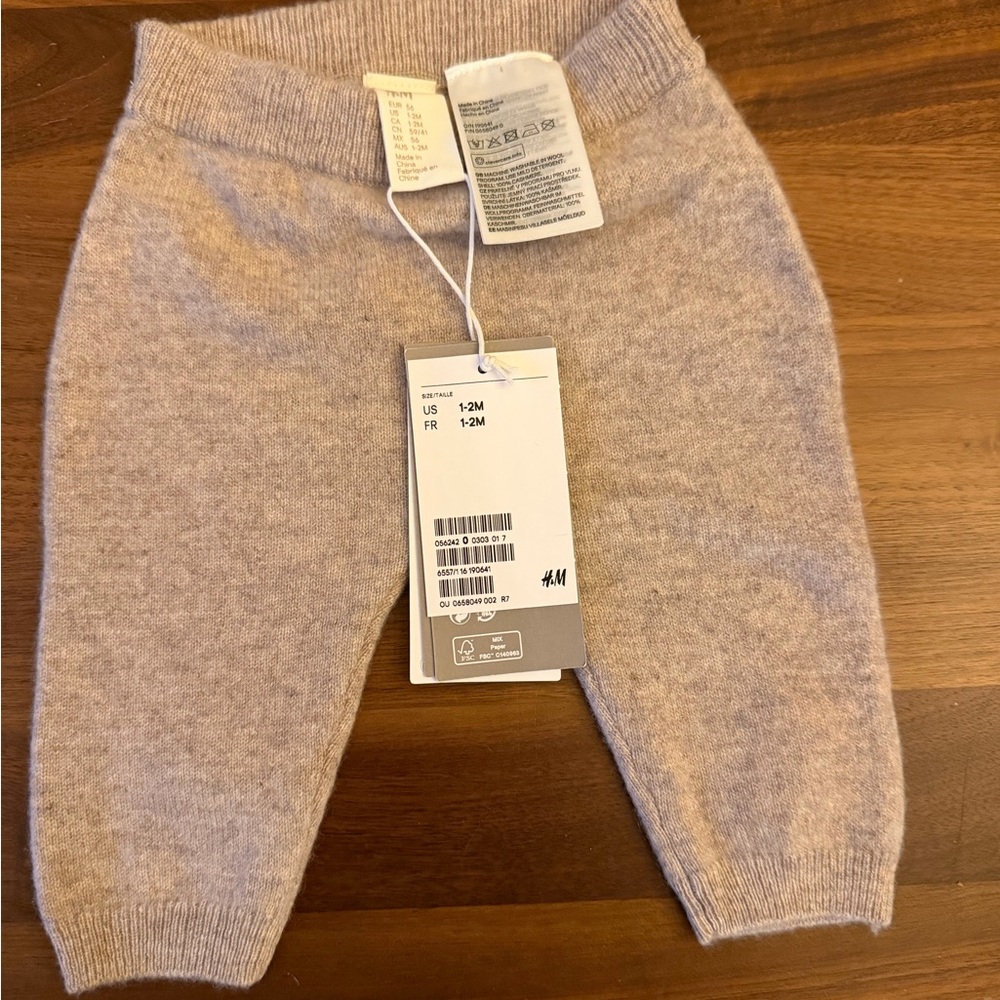 NWT H&M Baby Cashmere Knit Pants in Beige